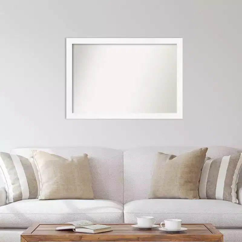 Espejo de pared estrecho blanco tipo gabinete, estilo moderno, no biselado, 39" x 27", marco de poliestireno, incluye herrajes de montaje