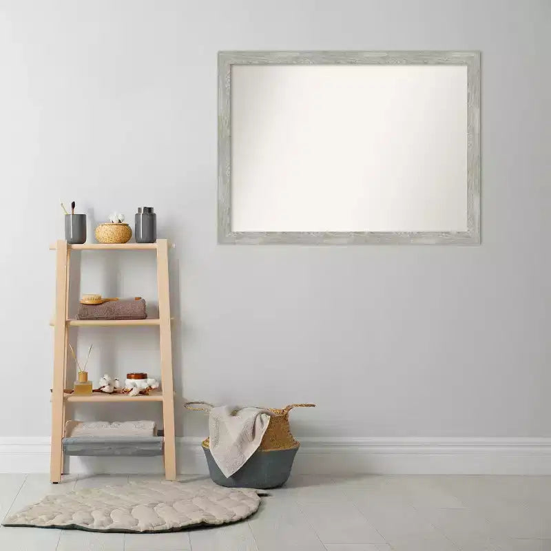 42" x 31" Miroir mural étroit pour salle de bains, sans biseau, finition gris délavé, fixation murale, cadre en polystyrène