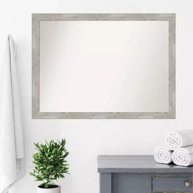 42" x 31" Miroir mural étroit pour salle de bains, sans biseau, finition gris délavé, fixation murale, cadre en polystyrène