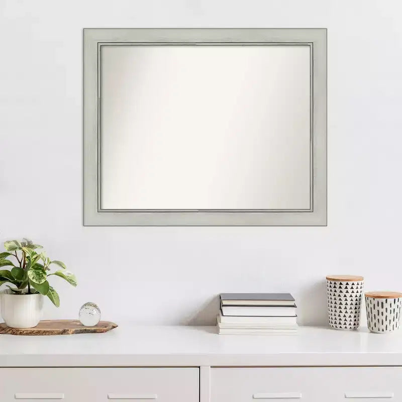 Miroir mural argenté patiné : rectangle moderne, 32" x 26", matériel de montage inclus