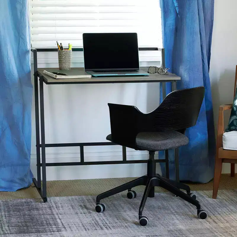 Kleiner Bürotisch aus Eschenholz im minimalistischen Stil