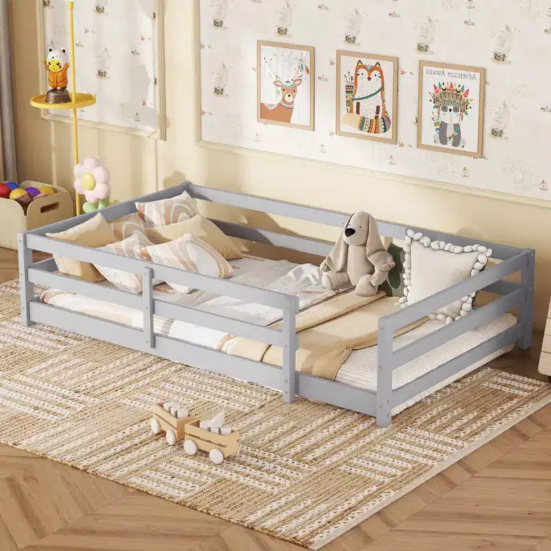 Cadre de lit simple/double, lit bas moderne pour tout-petit avec barrières de sécurité, cadre en bois massif pour chambre d’enfant