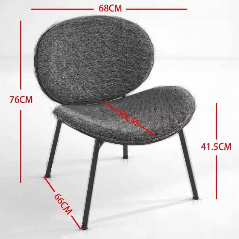 Moderne Akzentstühle im Mid-Century-Stil für das Schlafzimmer, muschelförmiger Einzelstuhl mit dreibeinigem Gestell, Loungesessel aus Stoff mit Rückenlehne in Walnussoptik