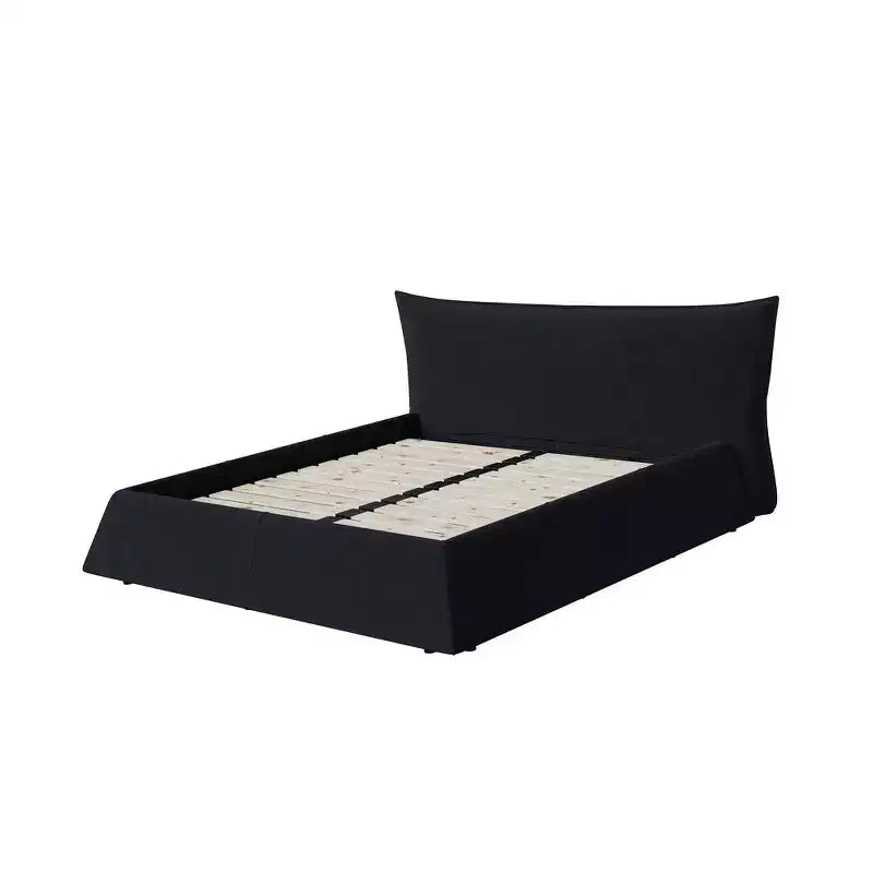 Cama tapizada tamaño king con plataforma, estructura de metal y madera maciza y cabecero de terciopelo con forma especial